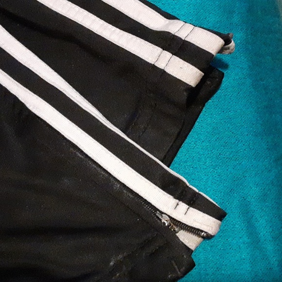 Adidas pants - Picture 3 of 6